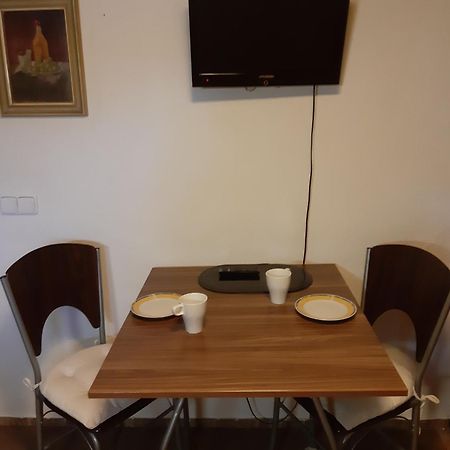 Pavlov24 - Zahradni Domecky Apartment Екстериор снимка